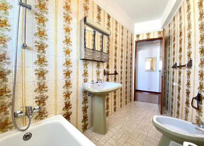 By Homing Apartment *